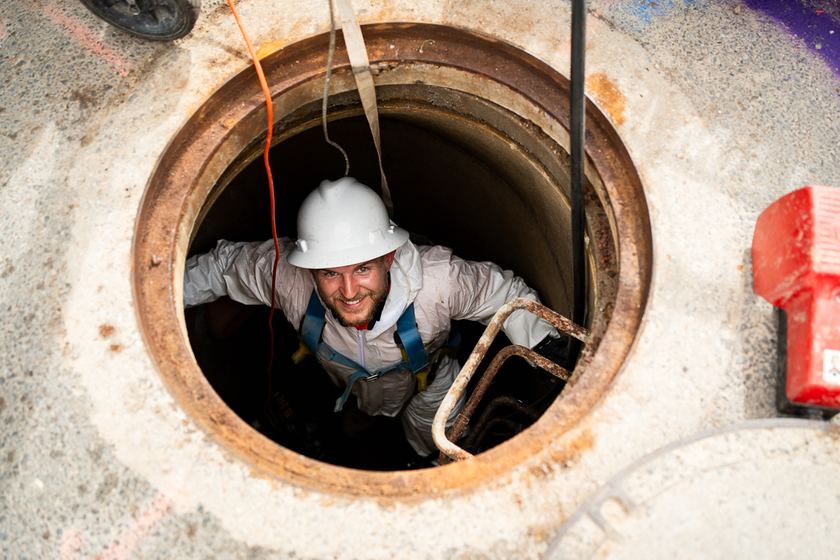 Restore Performance with Seamless Manhole Repair